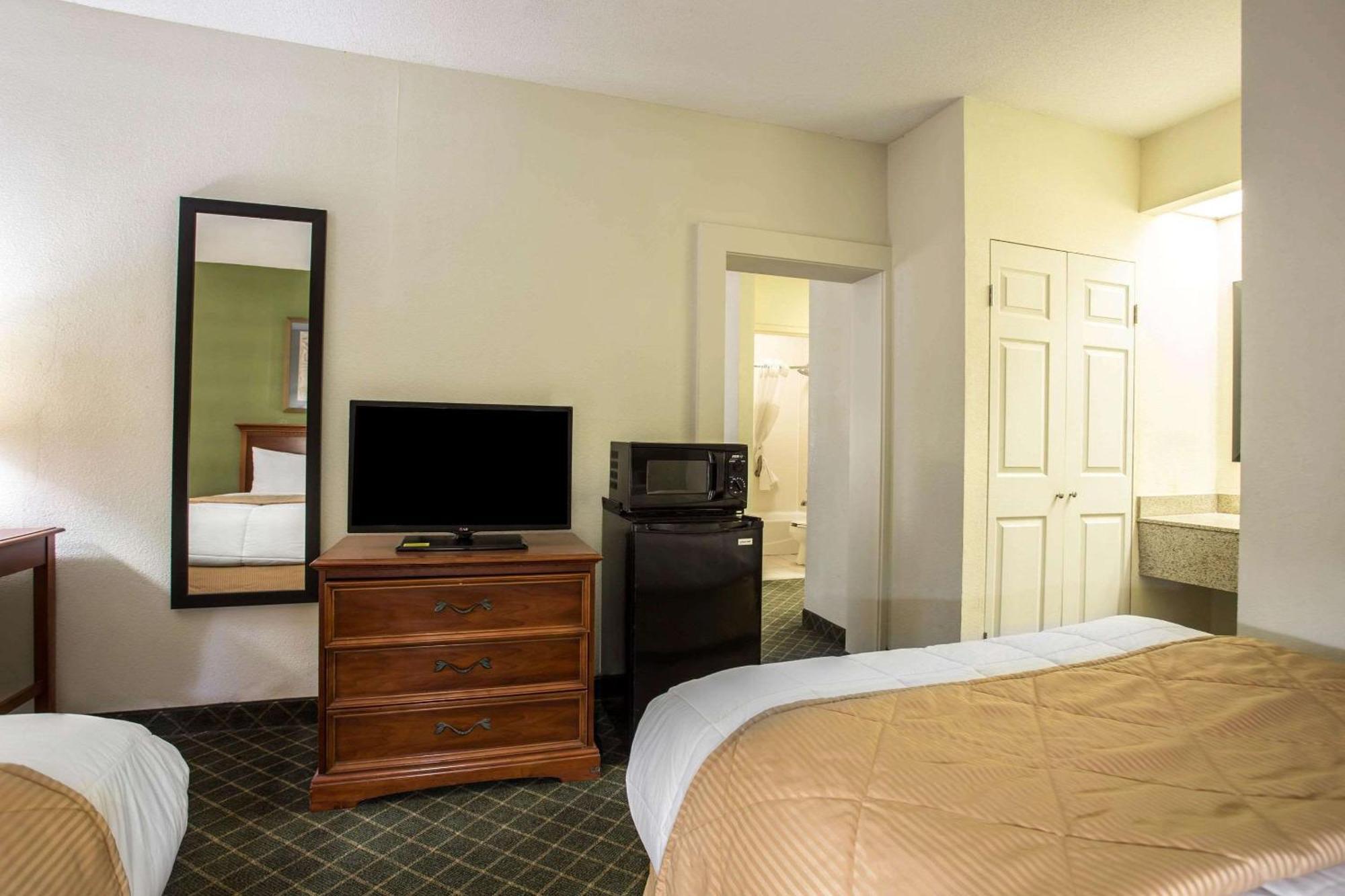 Clarion Inn & Suites Aiken South Eksteriør billede