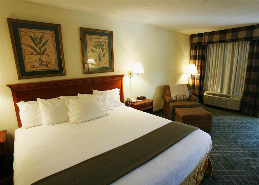 Clarion Inn & Suites Aiken South Værelse billede