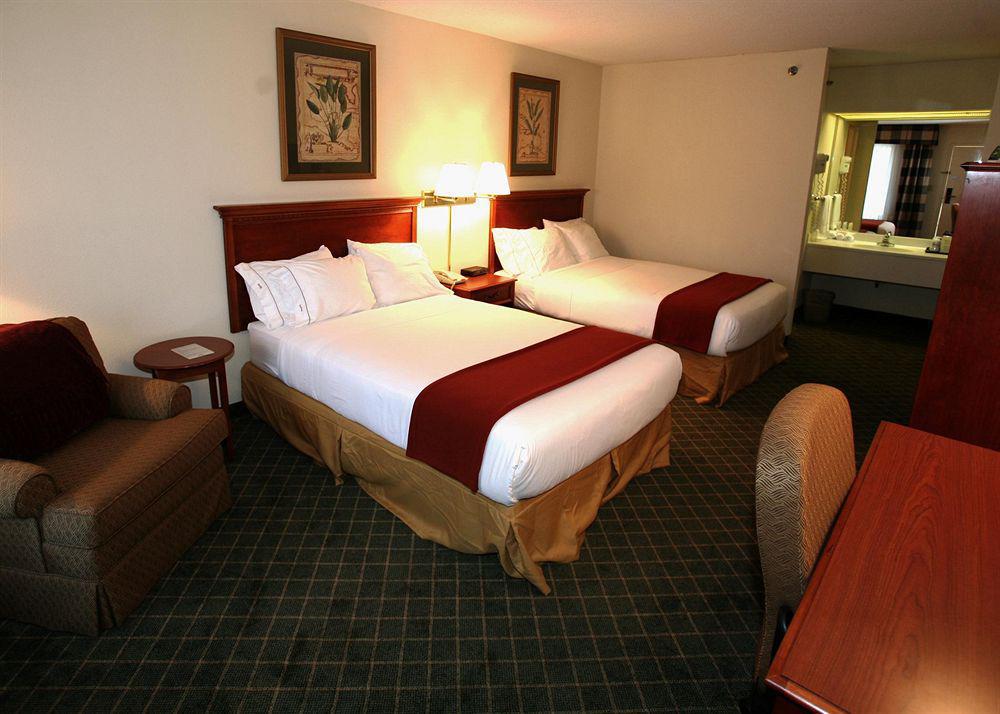 Clarion Inn & Suites Aiken South Værelse billede